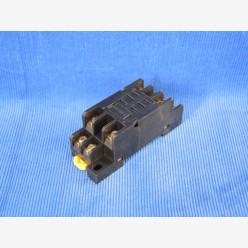 Omron PTF08A-A Relay Base